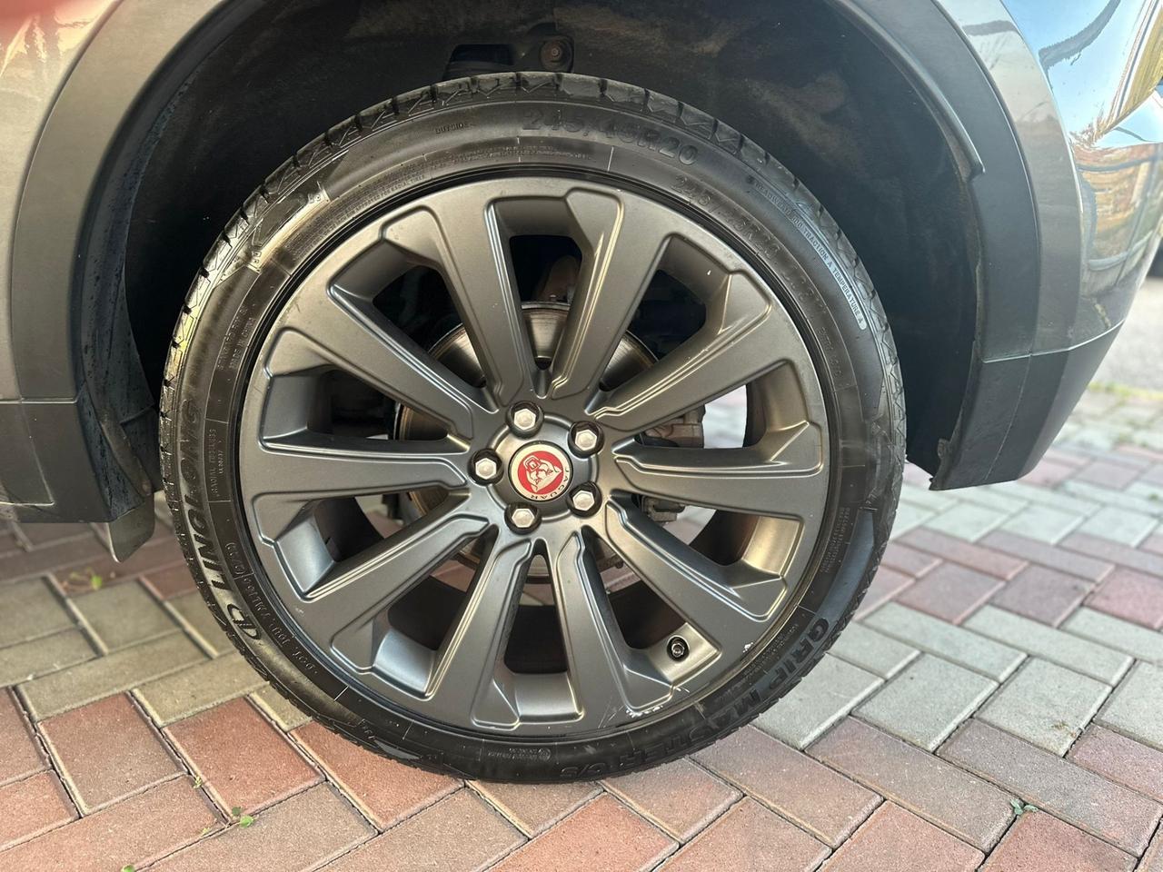 Jaguar E-Pace 2.0D 150 CV AWD aut. R-Dynamic HSE