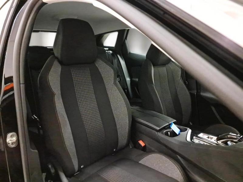 PEUGEOT 3008 BlueHDI 130 EAT8 S/S Active Business