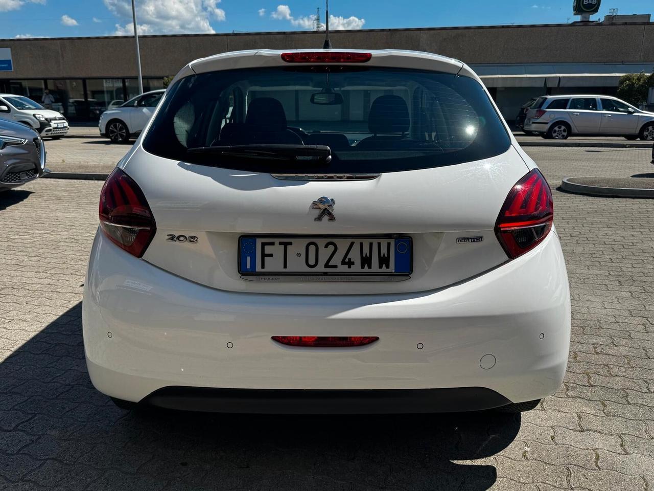 Peugeot 208 BlueHDi 75 5 porte Allure
