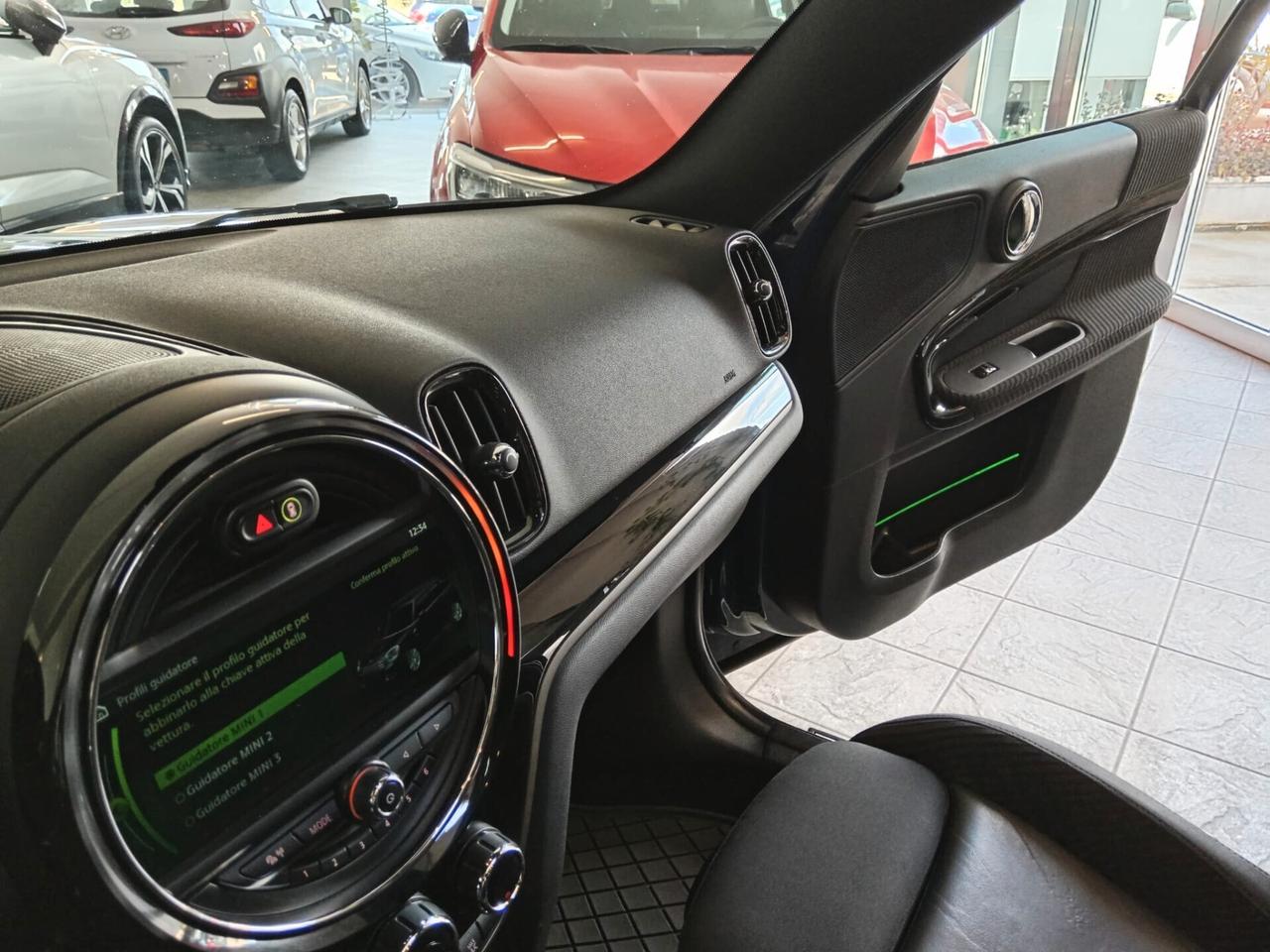 Mini Cooper D Countryman 2.0 Business Automatica Full Optional
