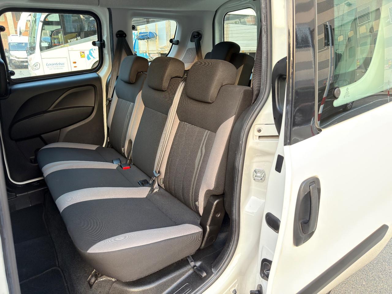FIAT DOBLO 1.6 MJT 120cv 7 POSTI EURO 6 PERFETTA
