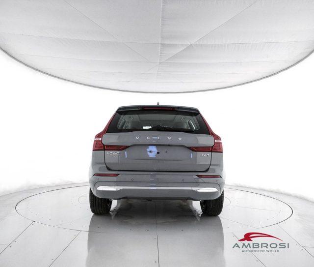 VOLVO XC60 T6 AWD Plug-in hybrid Elettrica/Benzina Core Brigh