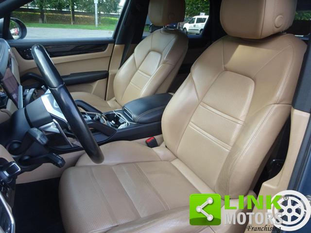 PORSCHE Cayenne 3.0 V6 Tiptronic