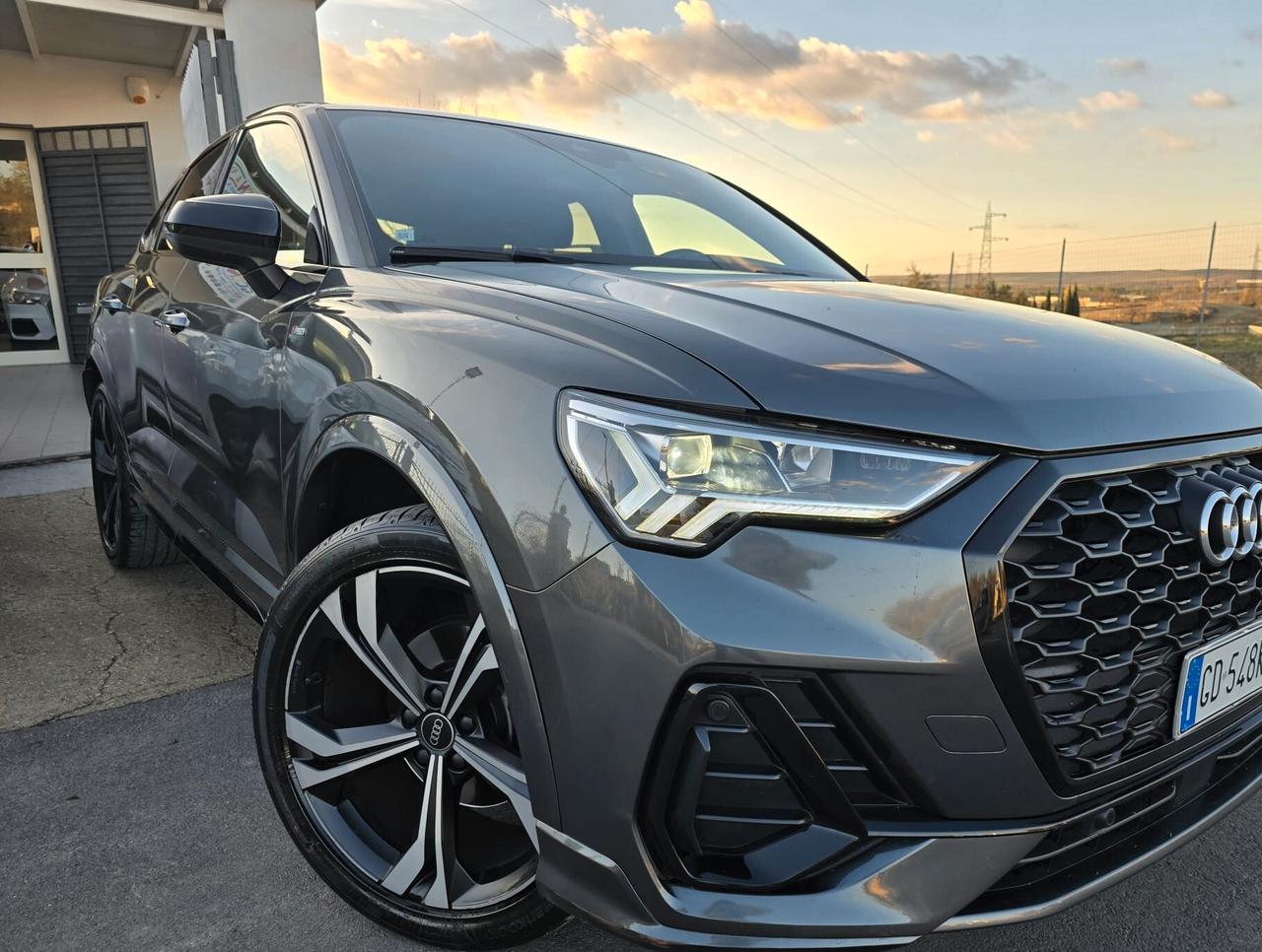 Audi Q3 35 TDI S tronic S line edition