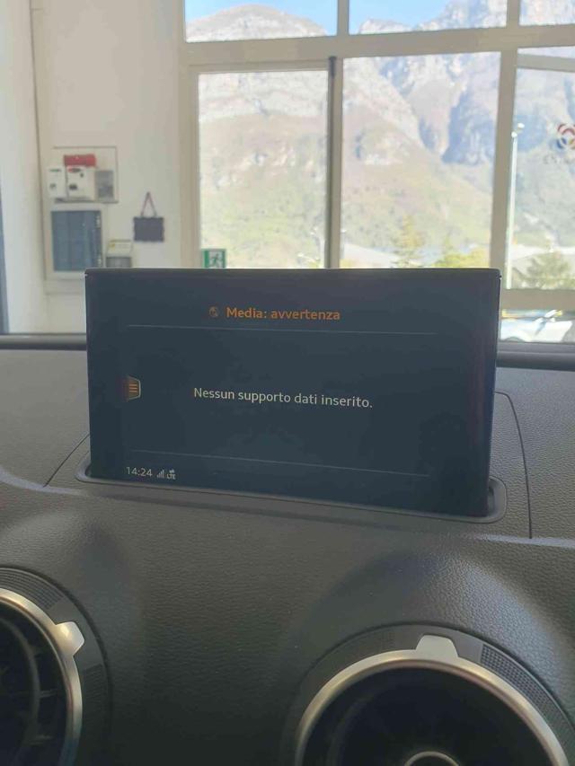 AUDI A3 1.6 TDI 115cv Xenon