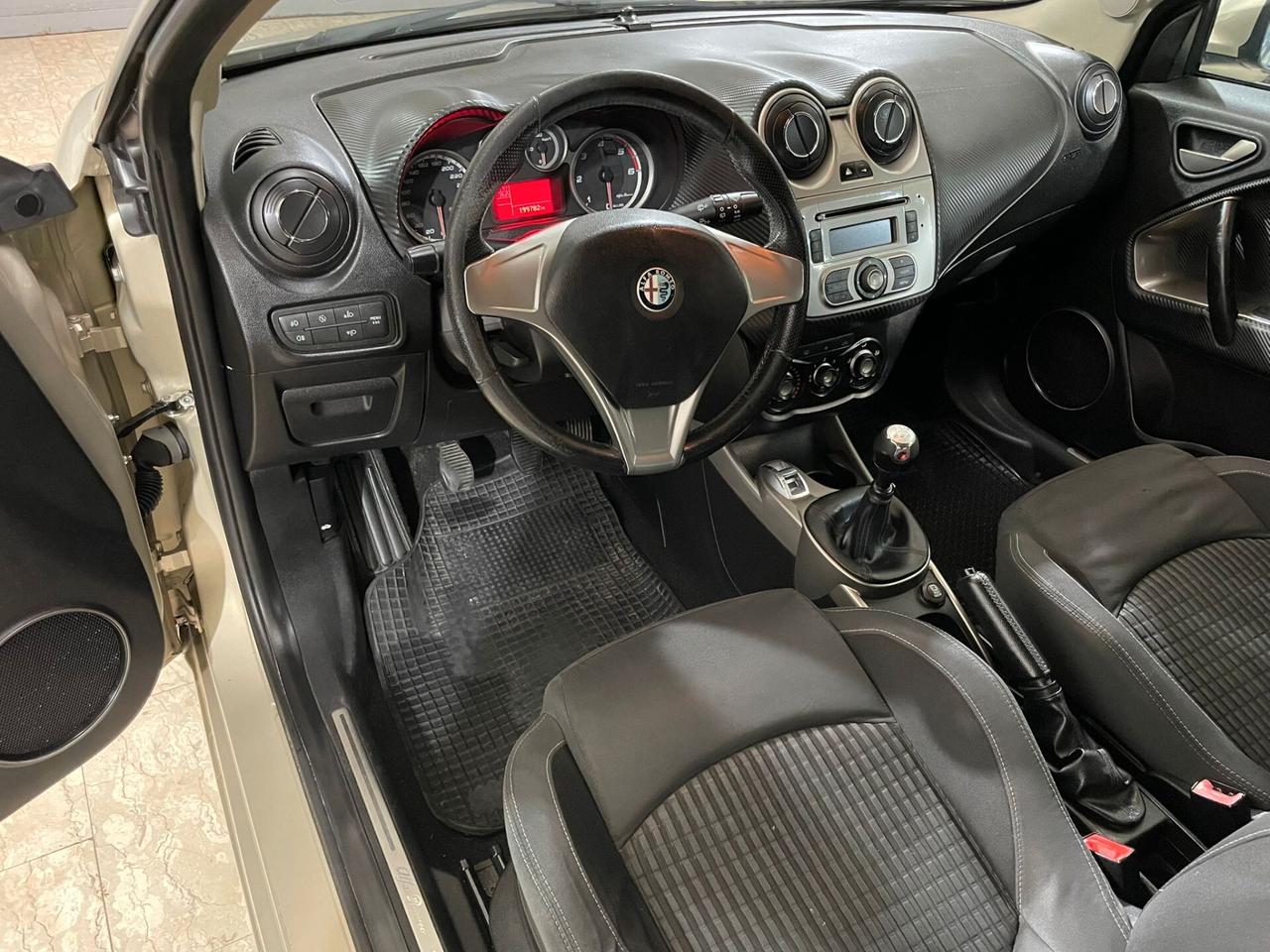 Alfa Romeo MiTo 1.3 JTDm-2 95 CV S&S Distinctive Sport Pack