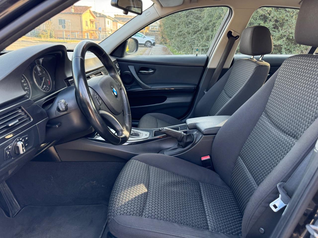 Bmw 318 318d 2.0 143CV cat NEOPATENTATI