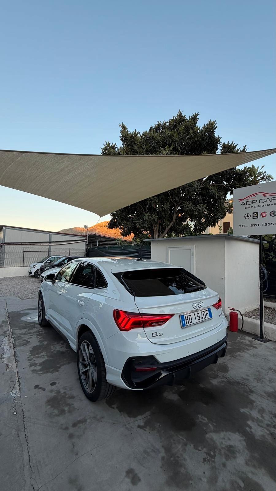 Audi Q3 Sportback Black S line