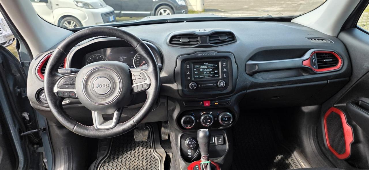 Jeep Renegade 2.0 Mjt 170CV 4WD Active Drive Low Trailhawk