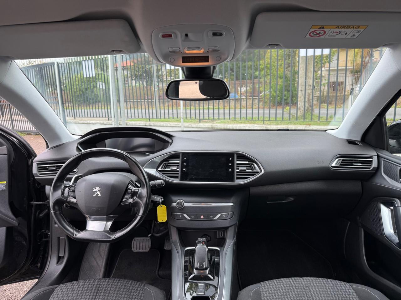 Peugeot 308 BlueHDi 130 S&S SW Business