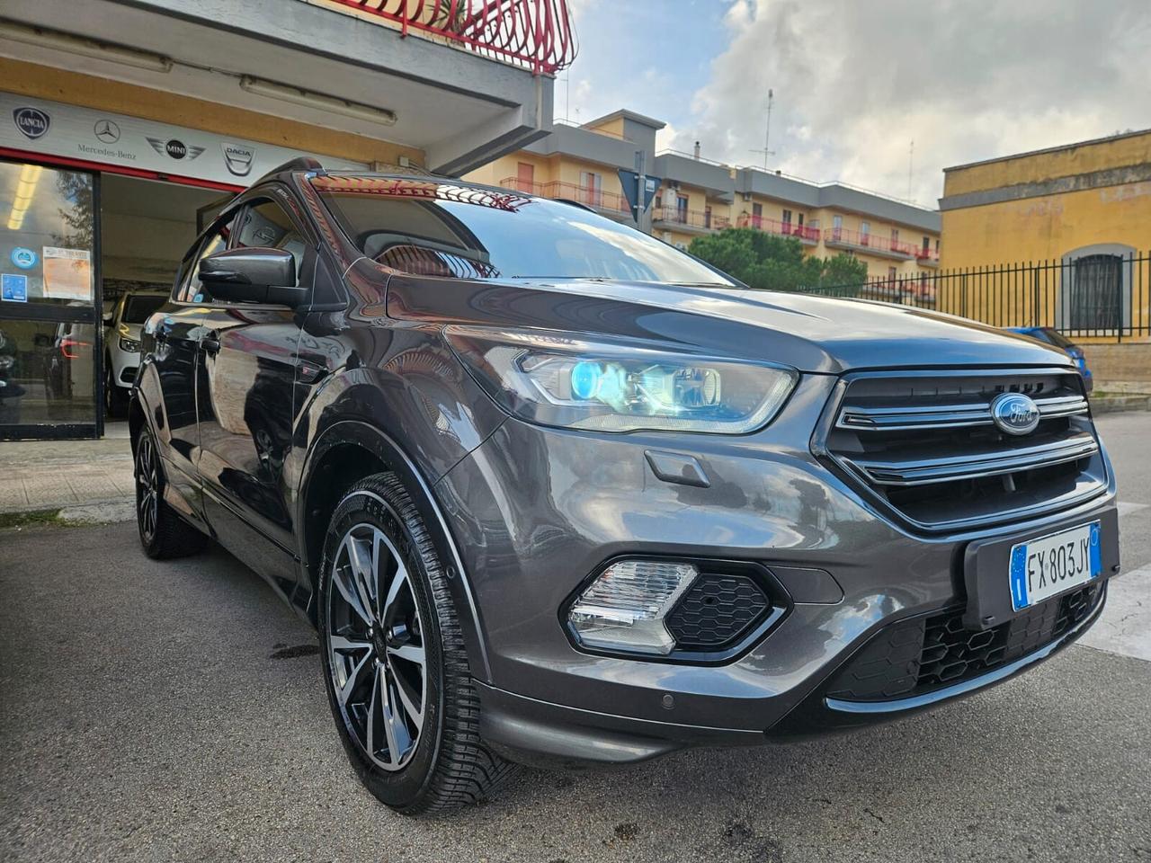 Ford Kuga St-Line 2.0TDI 120CV TITANIUM FULL