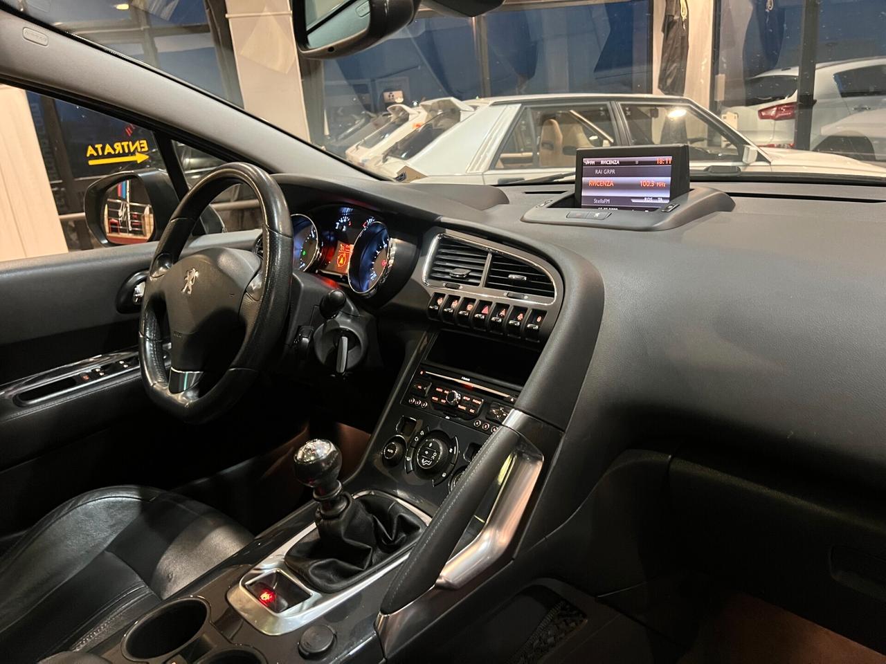 Peugeot 3008 1.6 HDi/TETTO+PELLE/UNIPROP