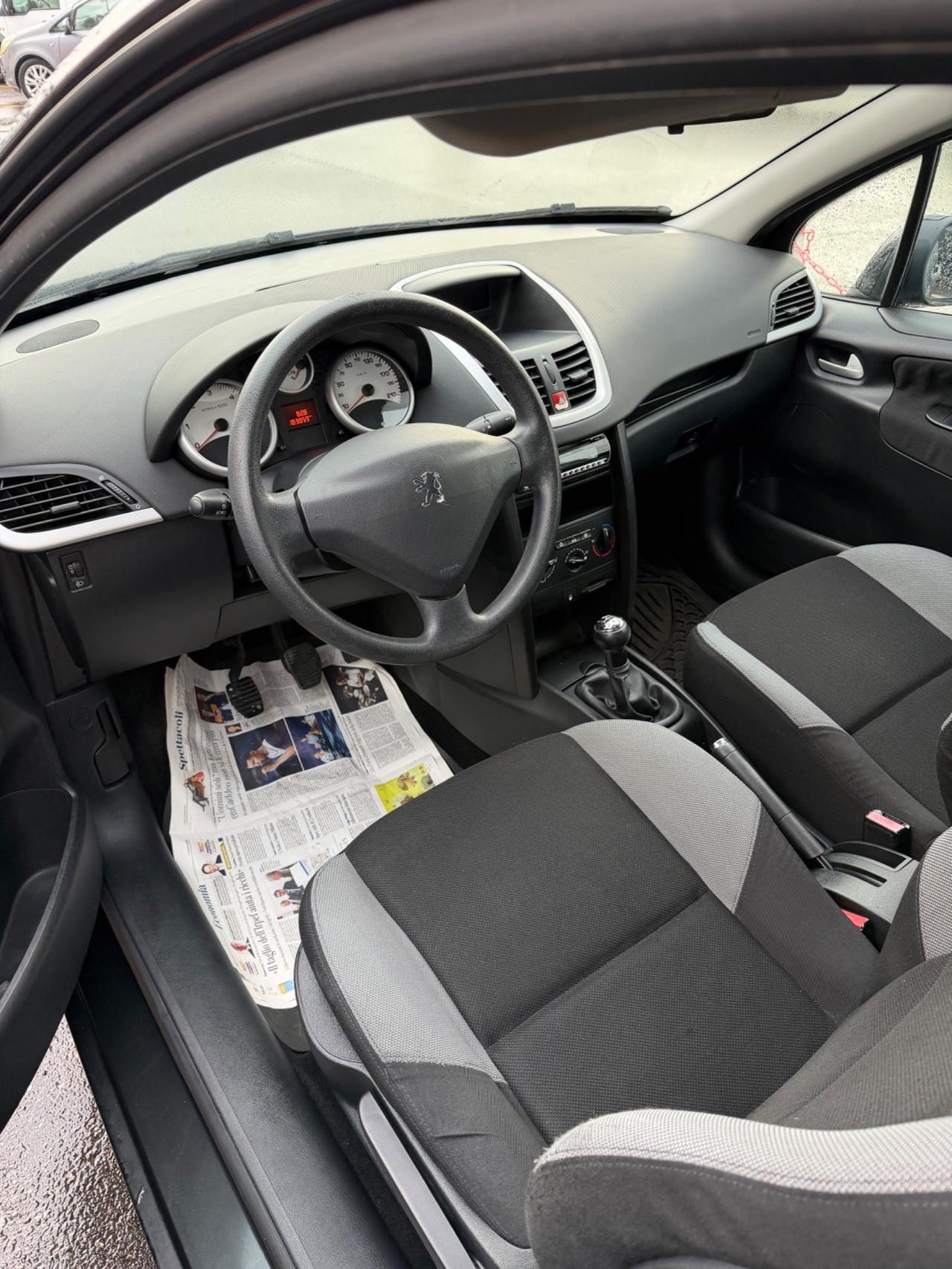 Peugeot 207 1.4 HDi 70CV 5p. X Line