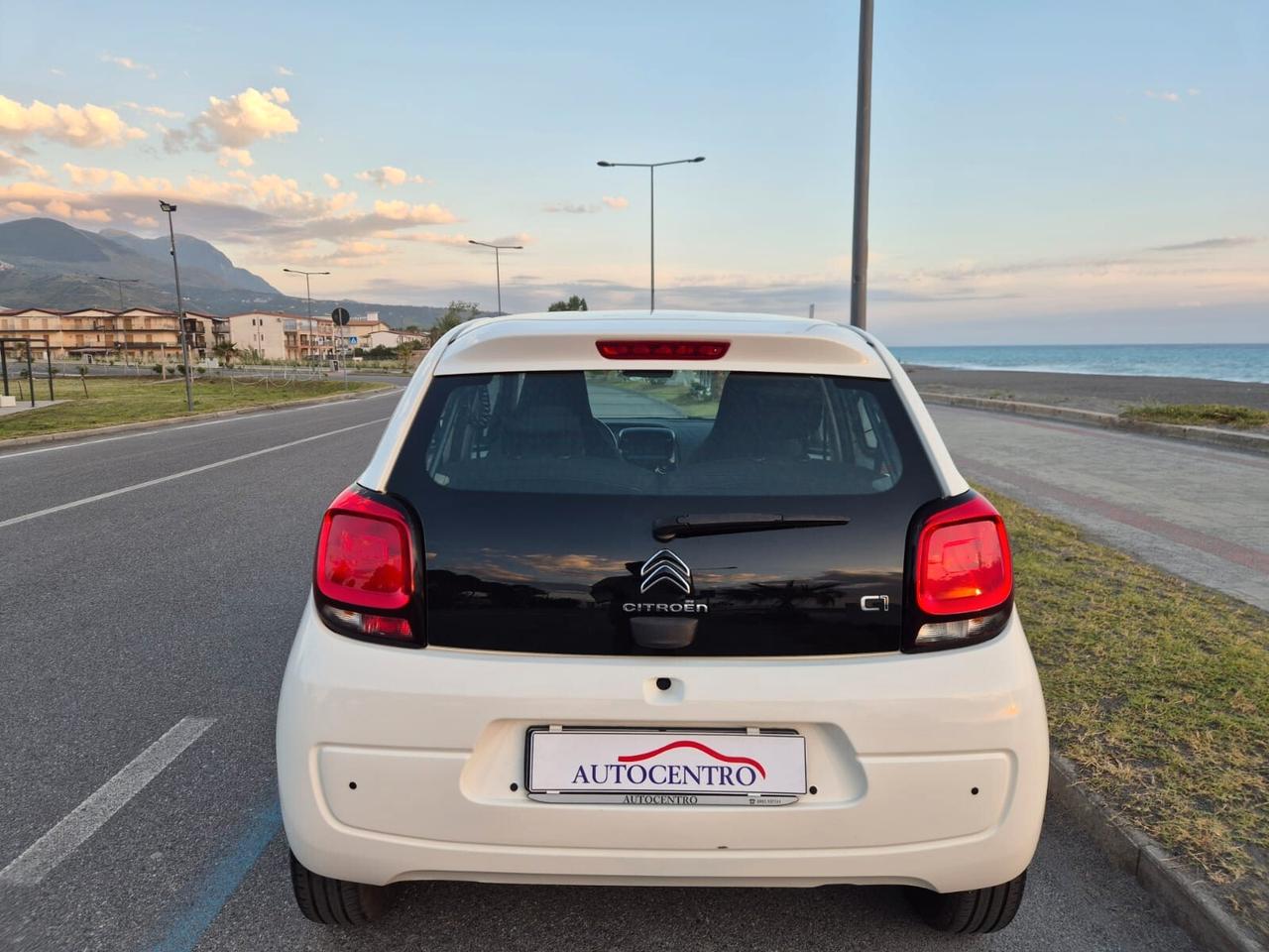 Citroen C1 VTi 72 S&S 5 porte Shine