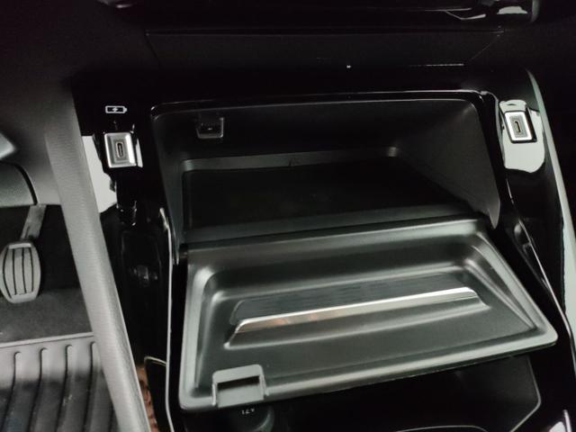 PEUGEOT 2008 PureTech 100 S&S Allure