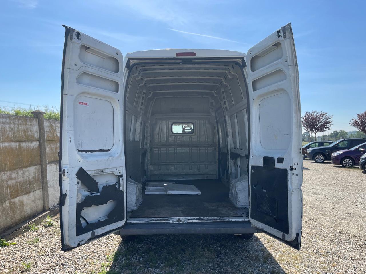 Peugeot Boxer 2200 HDI 335 PLM TA