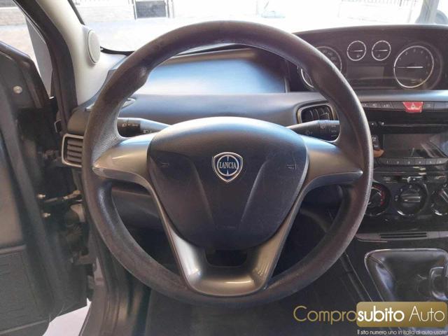 LANCIA Ypsilon 1.2 69 CV 5 porte Gold