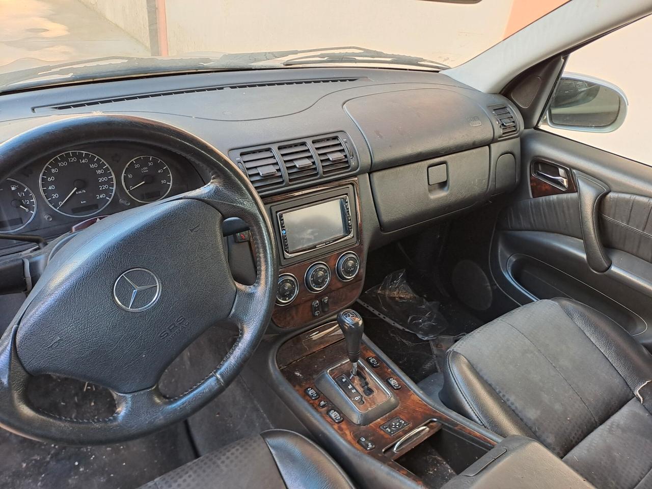 Mercedes-benz ML 270 turbodiesel cat CDI Special edition