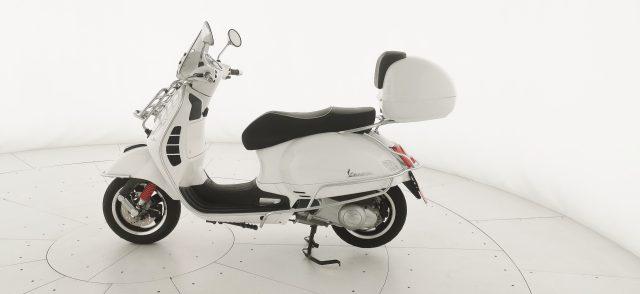 PIAGGIO Vespa GTS 300 Super GTS
