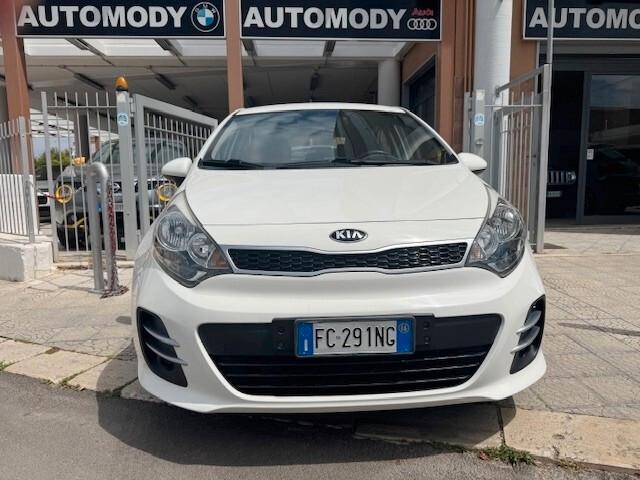 Kia Rio 1.1 CRDi 5p. Cool OK NEOPATENTATI !!