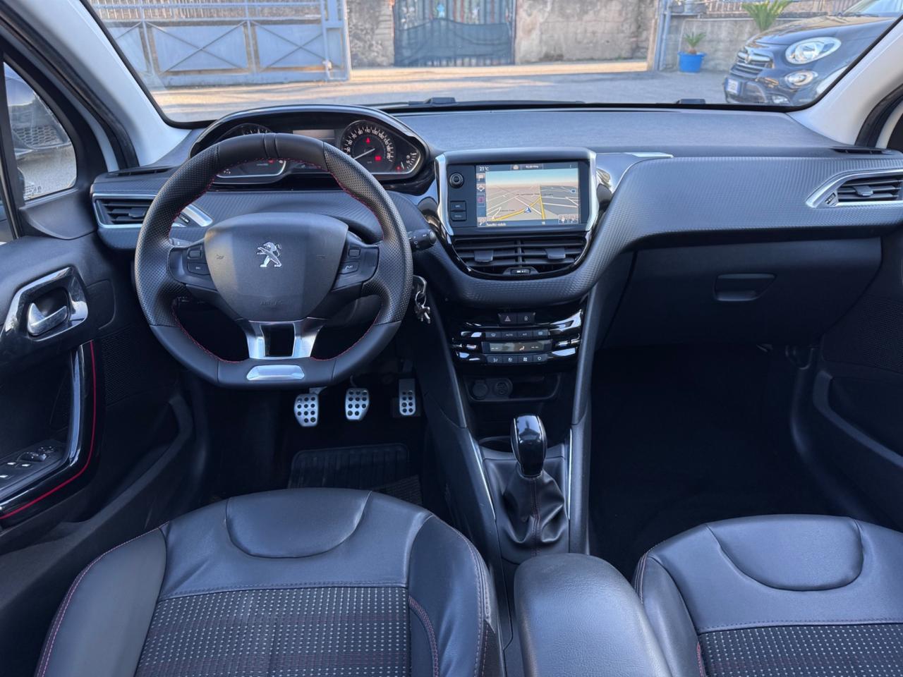 Peugeot 208 BlueHDi 100 GT Line FULL