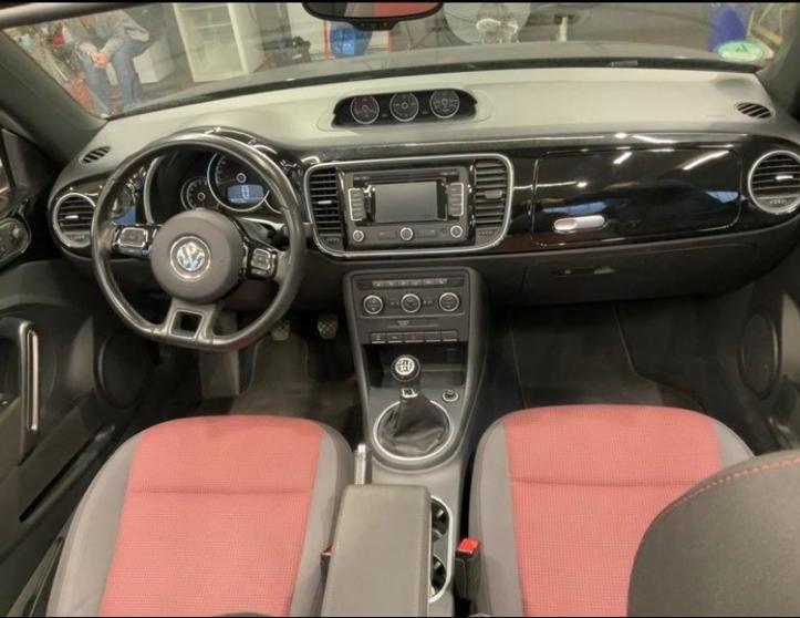 VW Maggiolino Cabrio 1.2 TSI 105 CV Design Navi BiXeno PDC Nero Perla