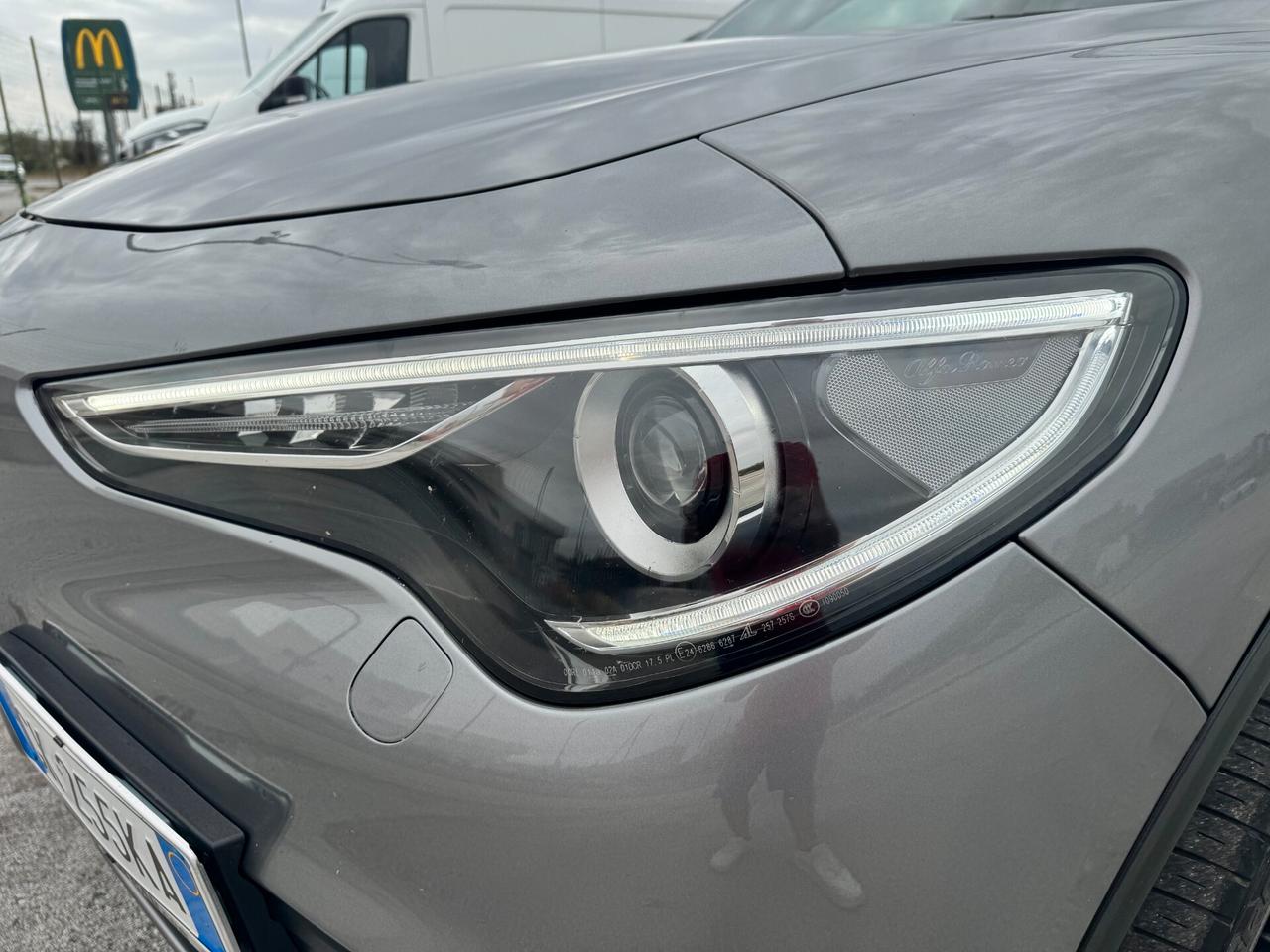 Alfa Romeo Stelvio 2.2 Turbodiesel 190 CV AT8 Q4 B-Tech