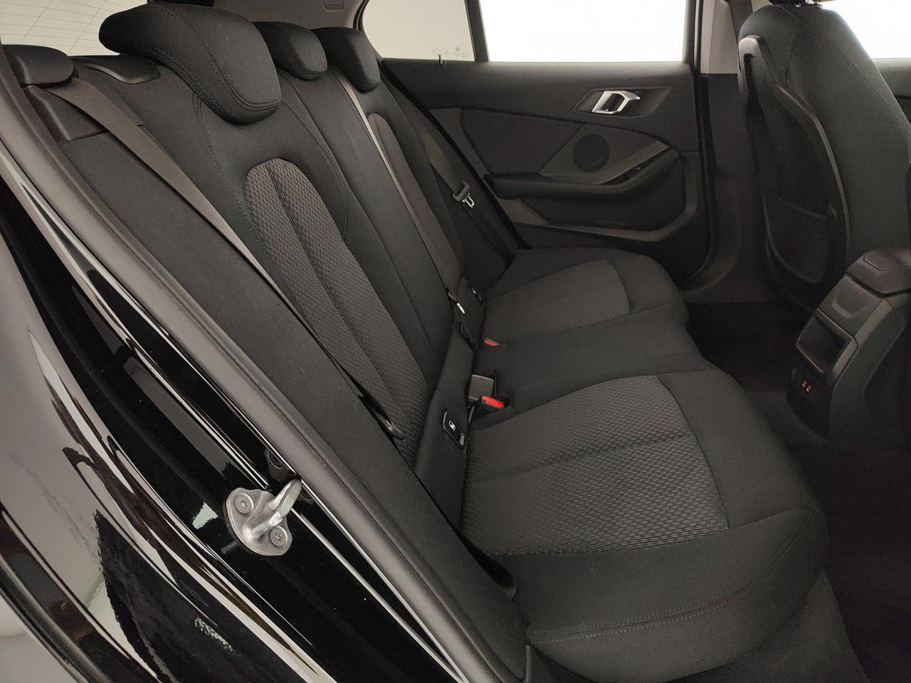 BMW 116i Business Advantage auto