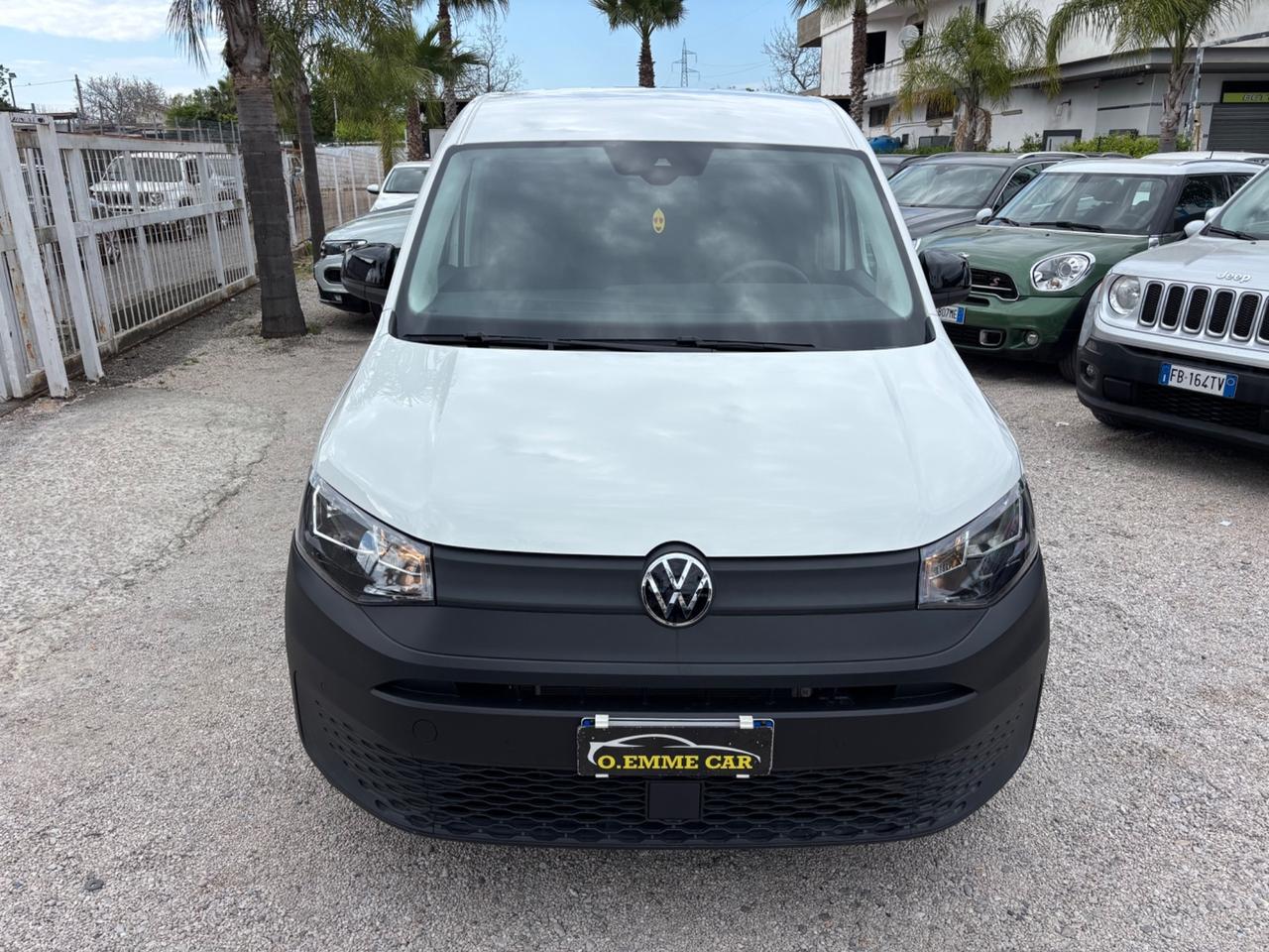 VW CADDY 2.0TDI 75CV 2025 2.000KM FULL OPTIONAL