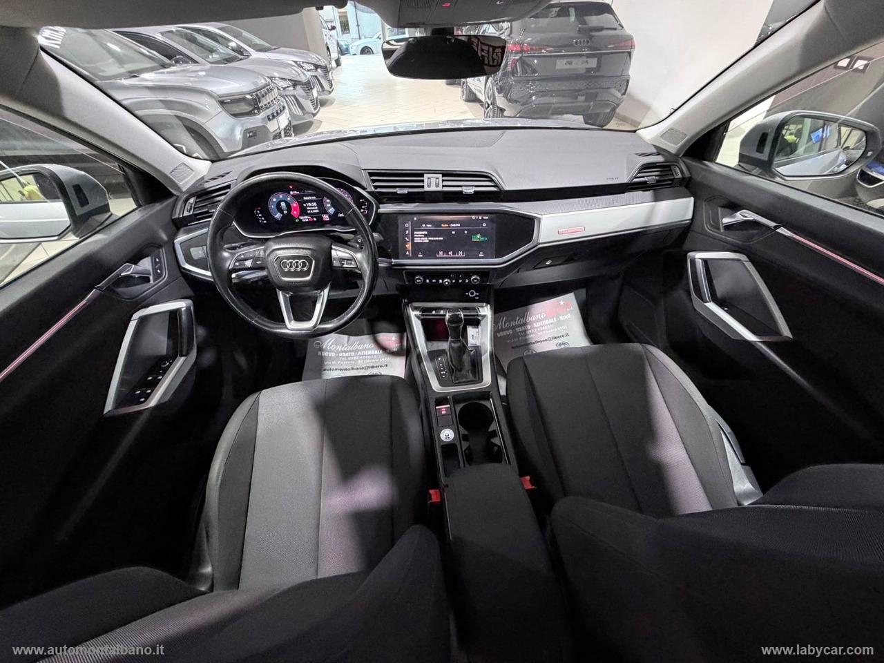 AUDI Q3 35 TDI S tronic Business SPORT