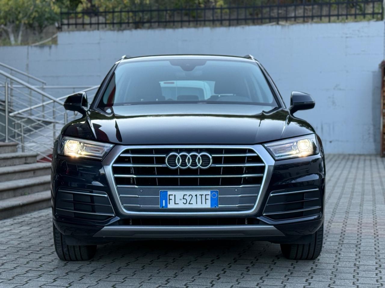 Audi Q5 2.0 TDI 150 CV Business Sport