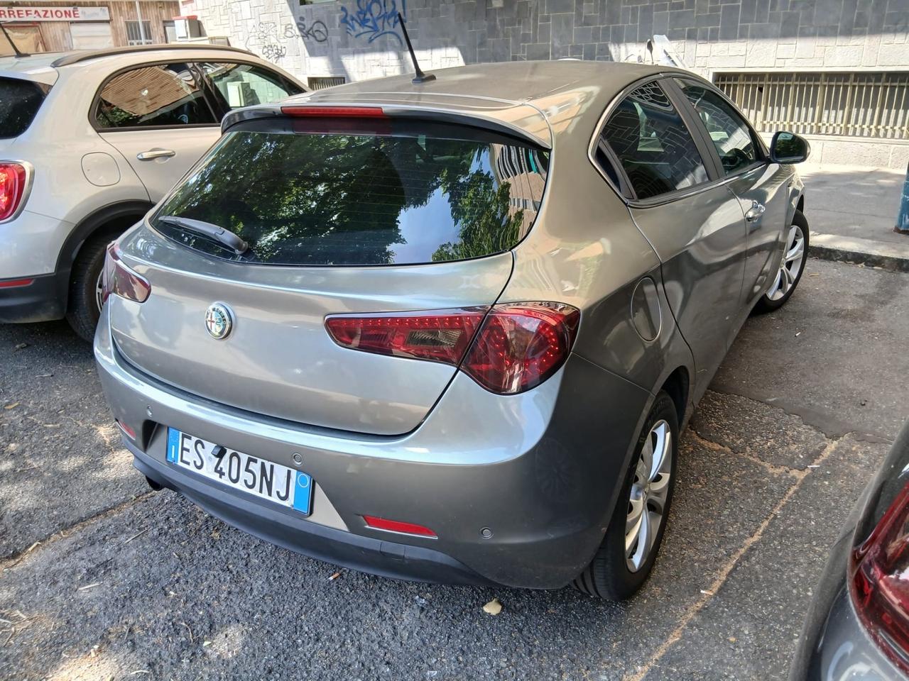 Alfa Romeo Giulietta 1.6 MTJ 105CV FULL BELLA UFF NORD ITALIA
