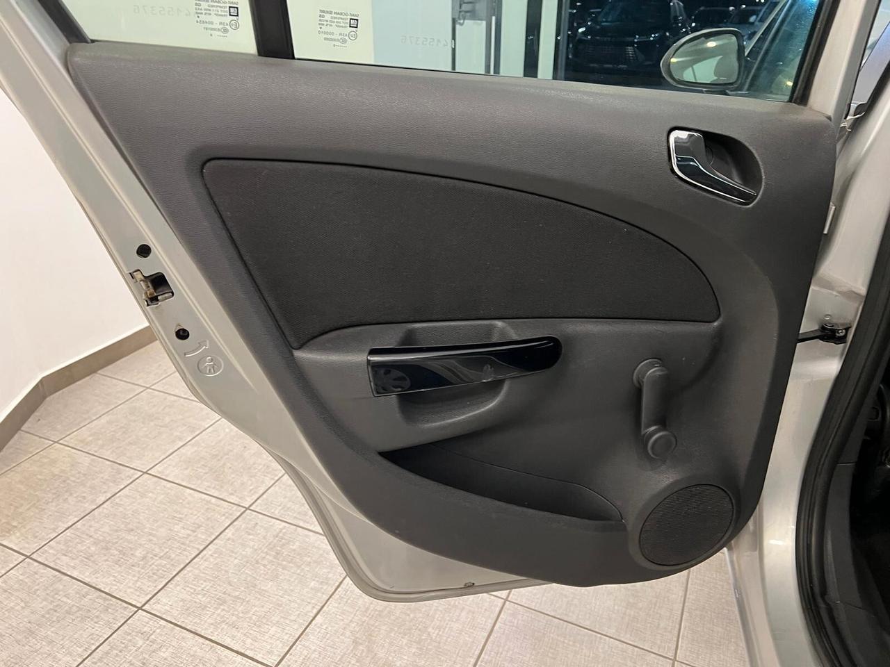 Opel Corsa 1.3 CDTI 75CV 5porte Cosmo 2010