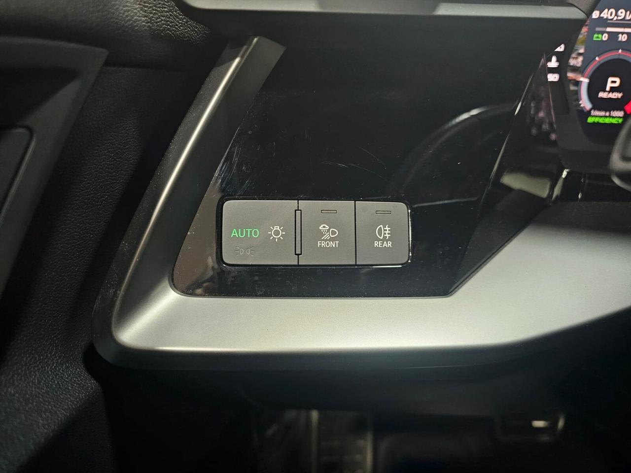 NUOVA AUDI A3 SPORTBACK S-LINE 35 TDI 150CV S-TRONIC IDENTITY BLACK