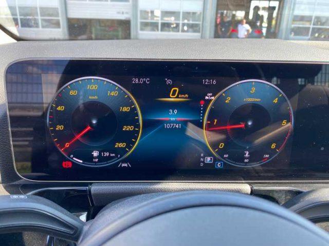 MERCEDES-BENZ GLA 200 d Automatic Business Extra *TETTUCCIO*