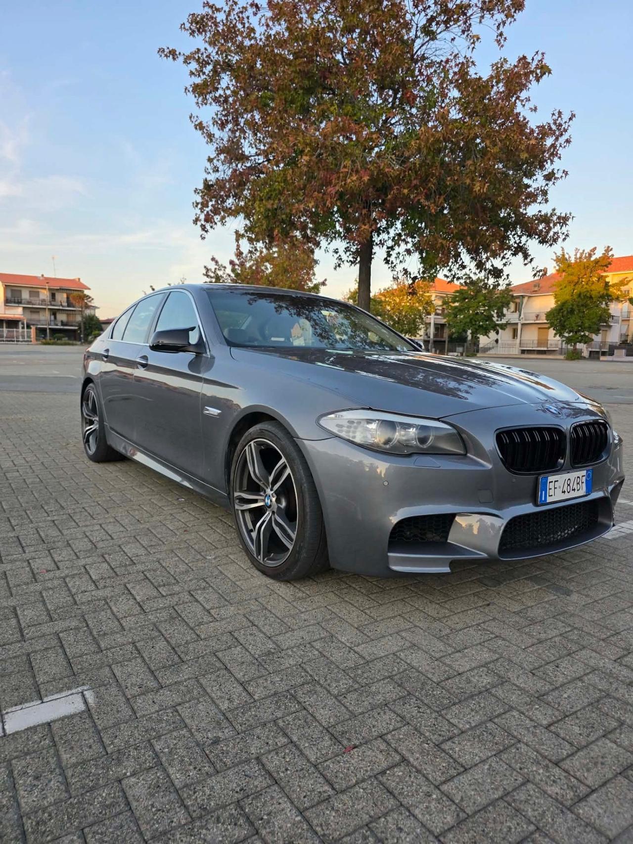 BMW 520d Pack M5