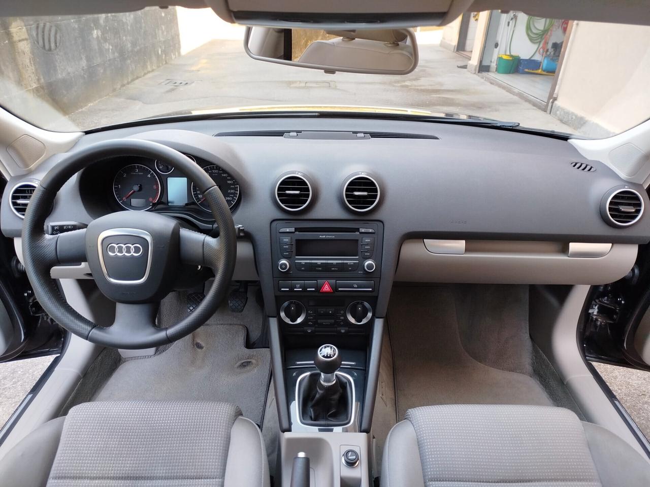 Audi A3 SPB 2.0 TDI 140cv / Tettuccio / Unipro
