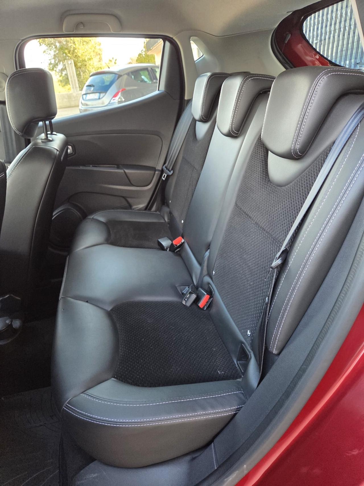 Renault Clio dCi 8V 75 CV Start&Stop 5 porte Energy Intens