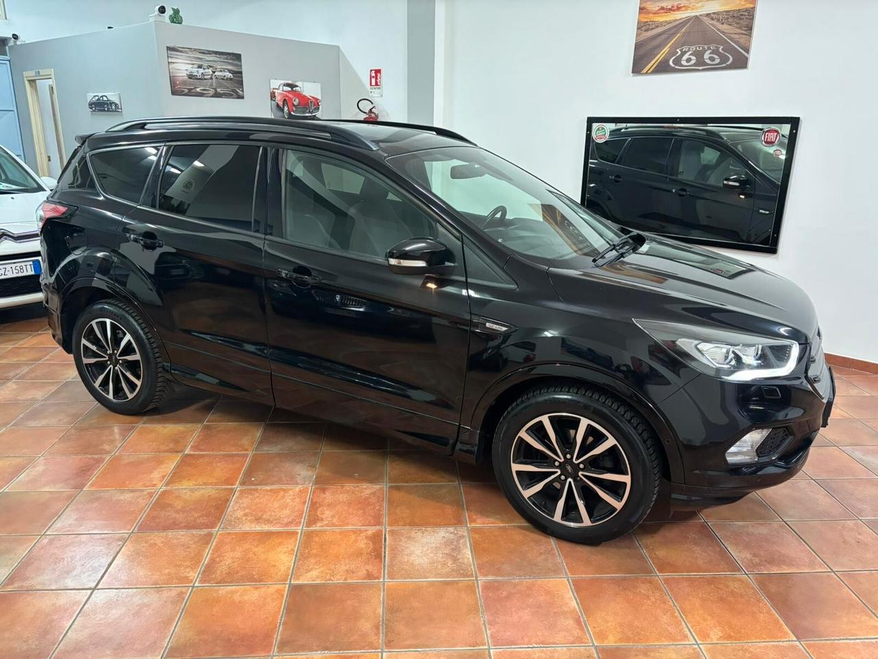 FORD KUGA 1.5 ST-LINE 2019 TOTAL BLACK