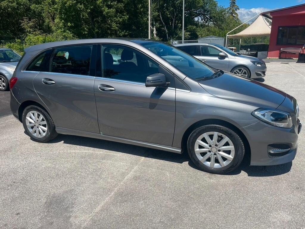 Mercedes-benz B 180 SPORT......SOLI 75000KM