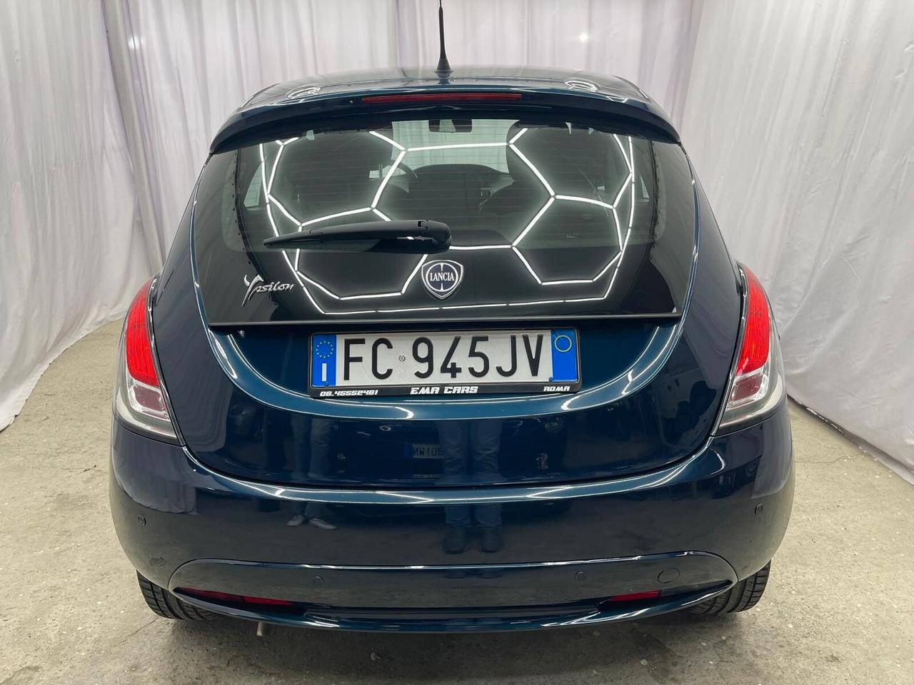 Lancia Ypsilon 1.2 69 CV 5 porte Silver