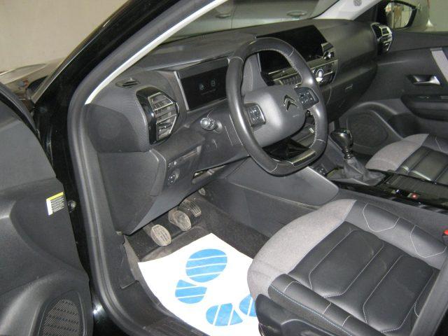 CITROEN C4 PureTech 130 S&S Shine