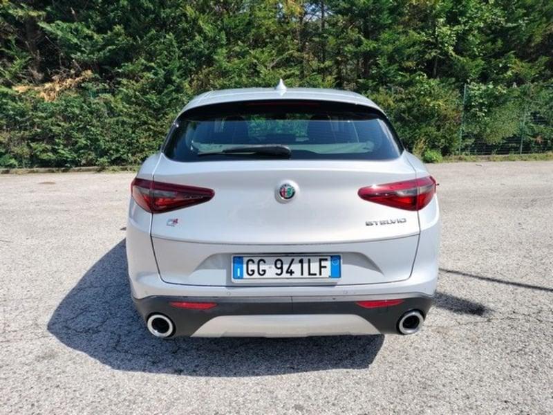 Alfa Romeo Stelvio 2.2 Turbo Diesel 190CV Business AT8 Q4