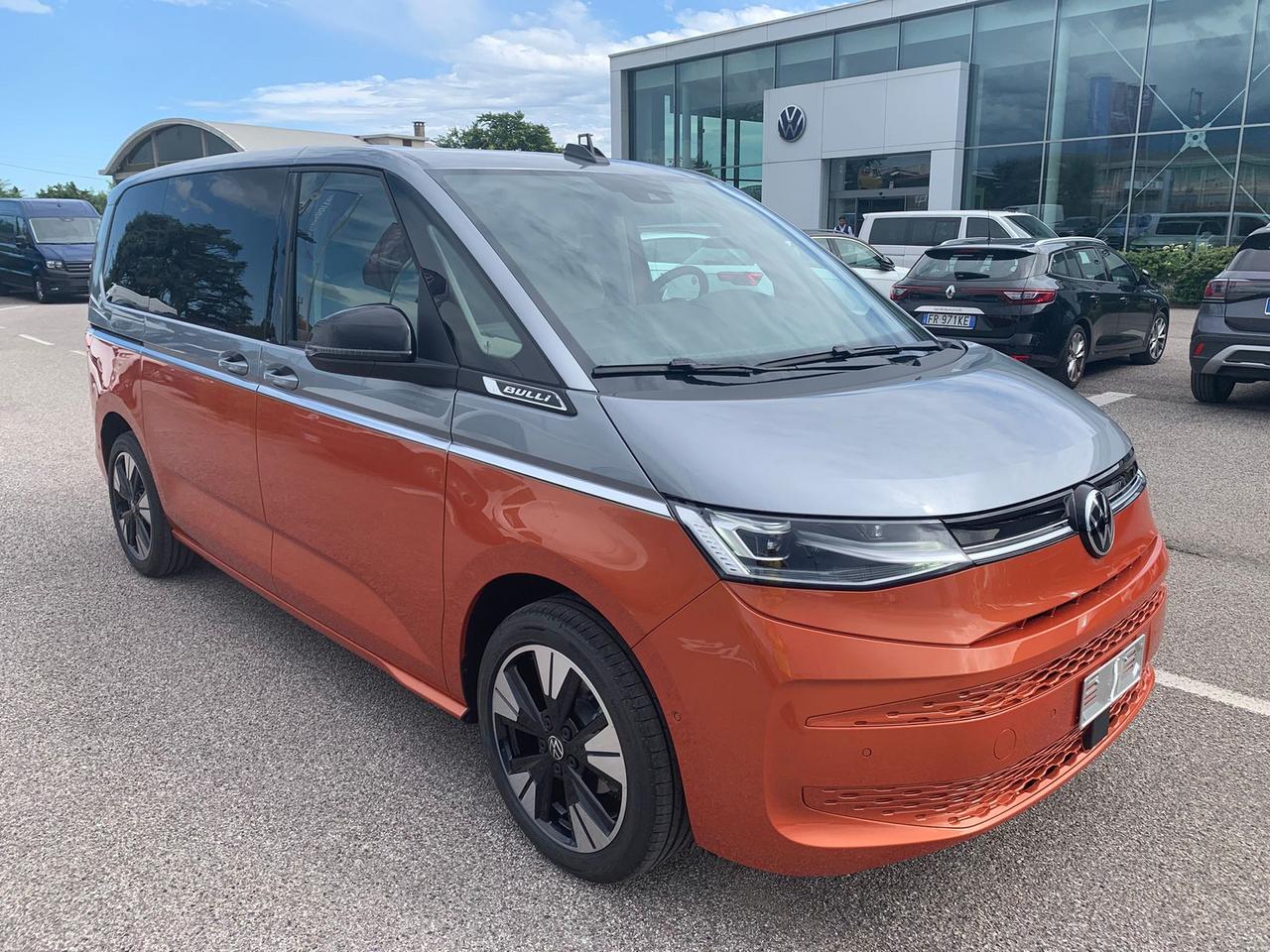 Volkswagen T7 Multivan 2.0 tdi life 150cv dsg 7p.ti
