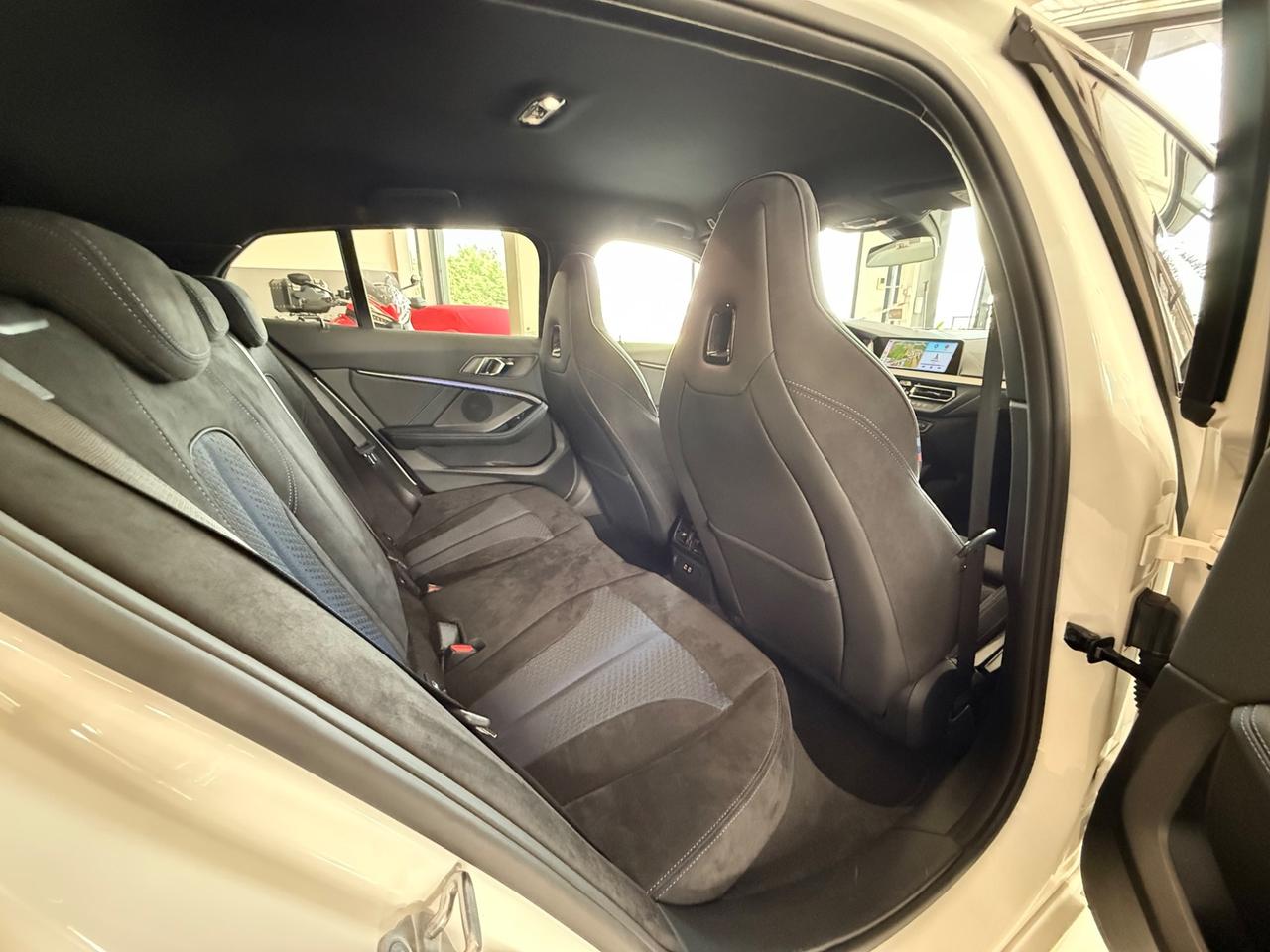 Bmw F40 118d 2.0D 150CV 5p. Msport 04/2021 Euro 6D