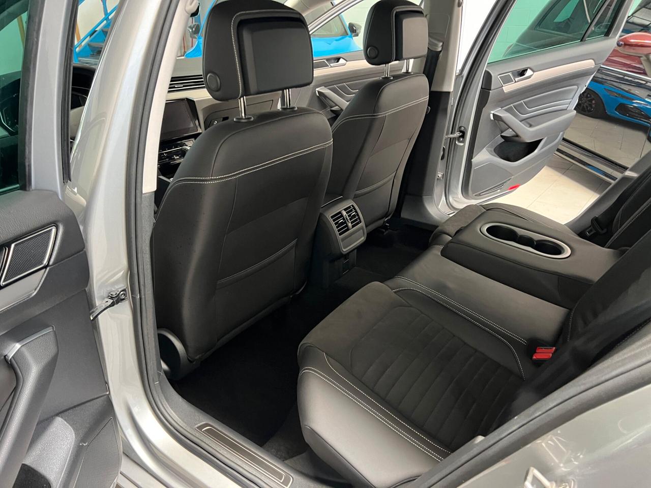 Volkswagen Passat VW HIGHLINE 150CV DSG