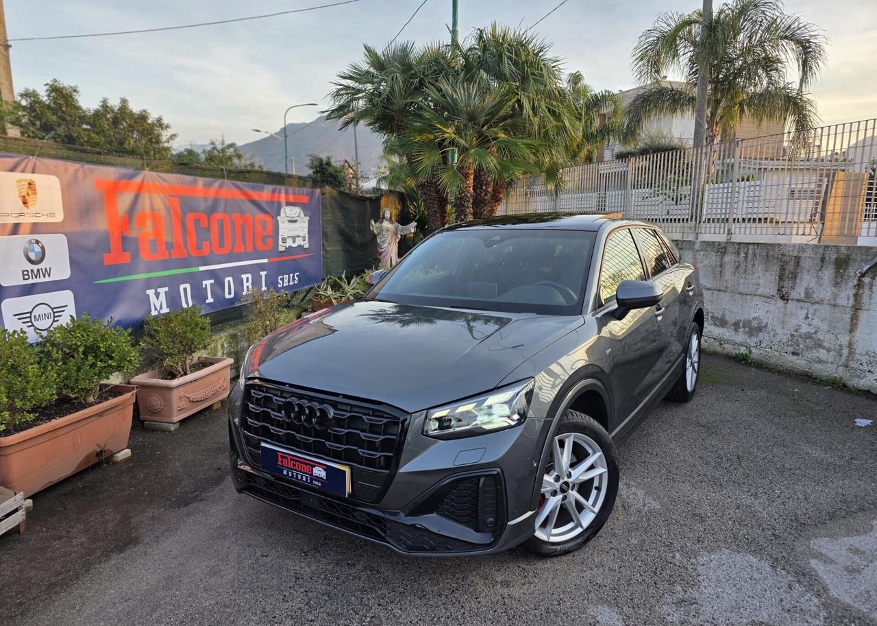 AUDI Q2 3X S-LINE BLACK EDITION