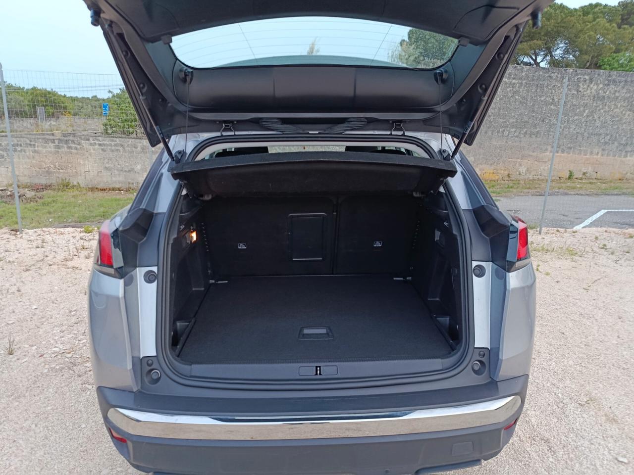 Peugeot 3008 BlueHDi 130 S&S Business