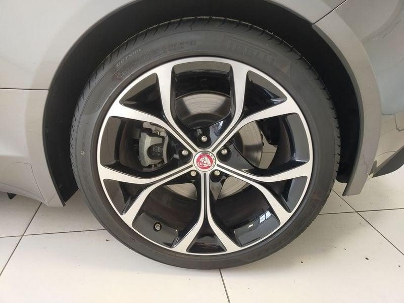 Jaguar F-Type F-Type 2.0 aut. Coupé 300 CV RWD