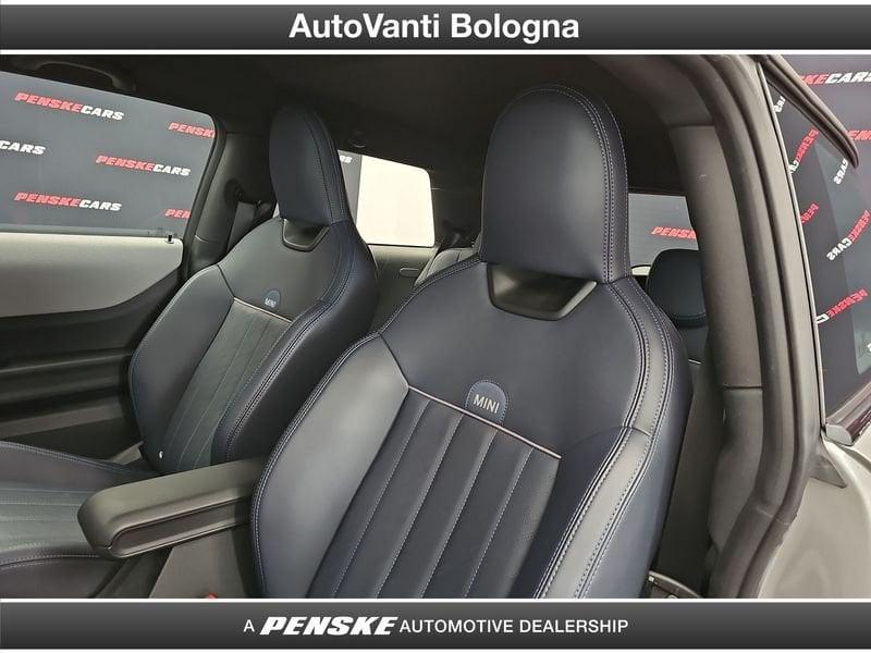 MINI Cooper Mini Cooper 3p 1.5 C Favoured auto